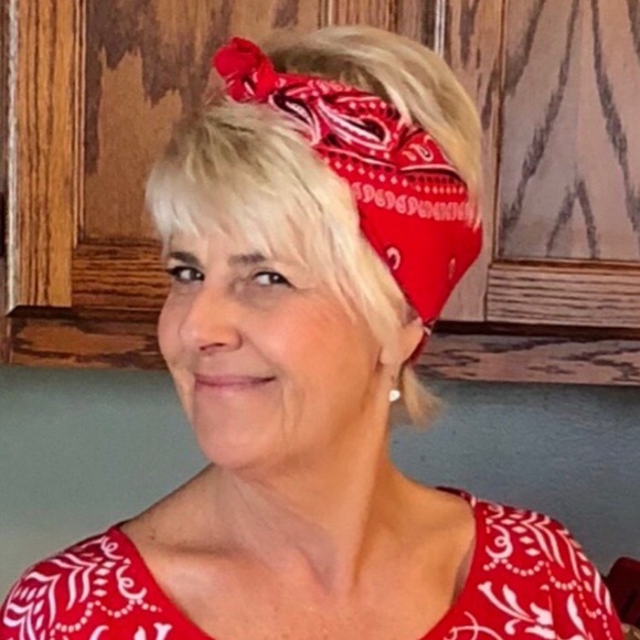 Meet your Posher, Valerie - Picture 1 of 1